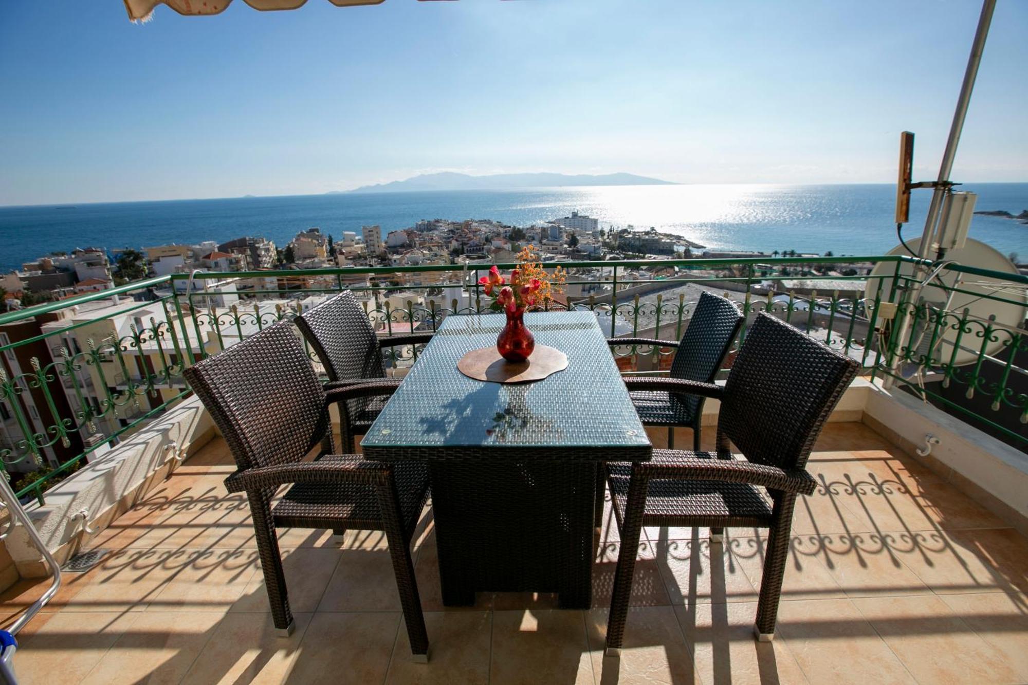 Blue Sky Appartment Kavala Exterior photo